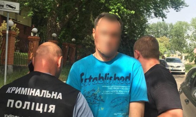 Полиция задержала подозреваемого в убийстве мужчины, тело которого обнаружили после взрыва в Белогородке на Киевщине (фото, видео)