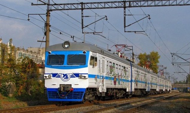 “Укрзализныця” продлила маршруты двух пригородных поездов на Киевщине