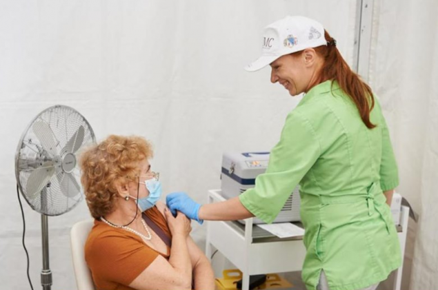 За сутки в Украине вакцинировали более 126 тысяч человек