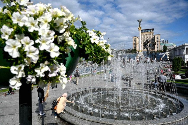 “Киевводфонд” напомнил о правилах пребывания у фонтанов