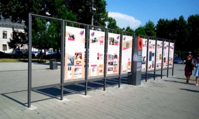 Выставка о ленд-лизе на столичном Подоле четырежды подвергалась атакам вандалов (фото)