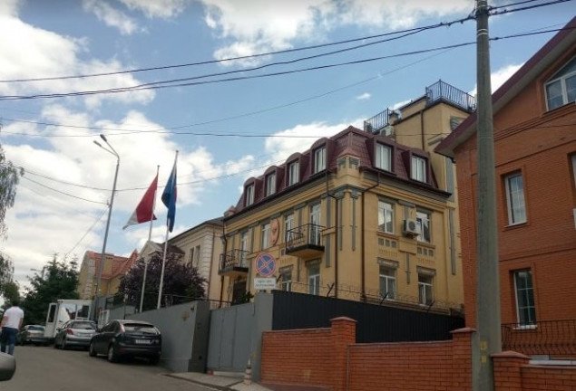 Индонезия просит продать землю в Киеве для обслуживания посольства