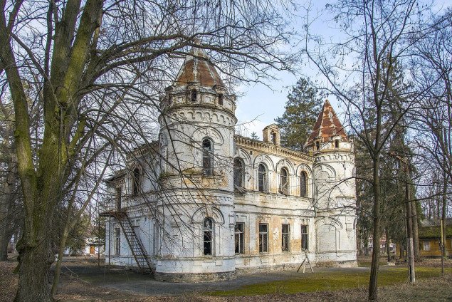 Прокуратура просит суд обязать Киевсовет привести в надлежащее состояние усадьбу Штамма