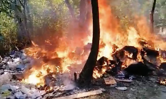 Сотрудники “Киевспецтранса” своими силами потушили пожар рядом с полигоном строительных и крупногабаритных отходов №6