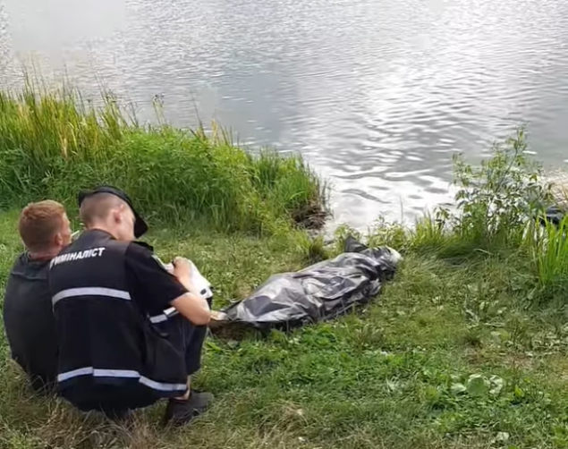 На озере Радужное в Киеве утонула беременная девушка