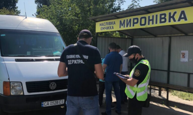 На Київщині почали боротьбу з нелегальними перевізниками