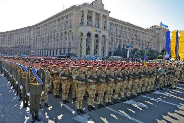 В Киеве из-за репетиций парада войск в центре будут перекрывать движение 18, 20 и 22 августа (схема)