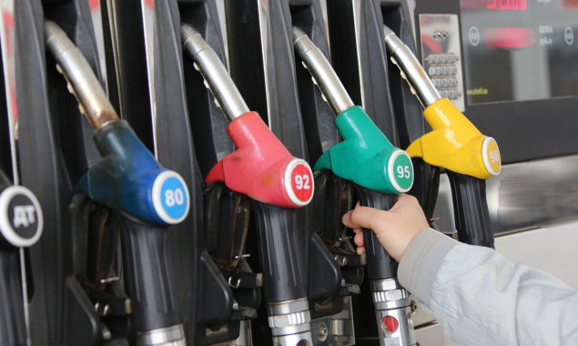 Стоимость бензина и дизтоплива на АЗС снизится