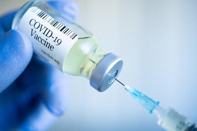 В КГГА заявили, что предотвратить локдаун сможет только массовая вакцинация