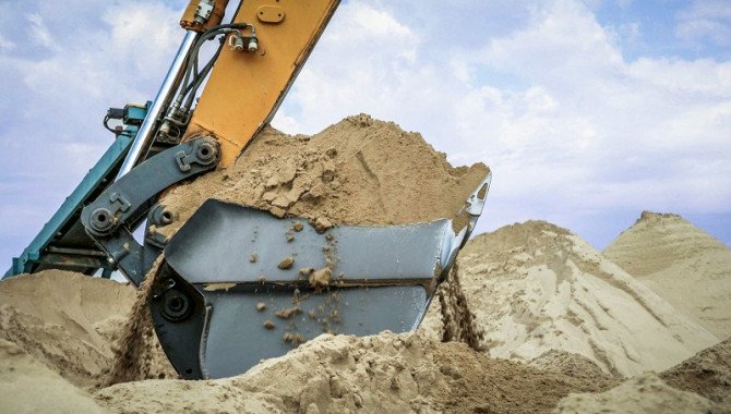 Жители столичных Бортничей требуют разобраться с экологически опасными действиями по добыче песка “Гидромеханизации”