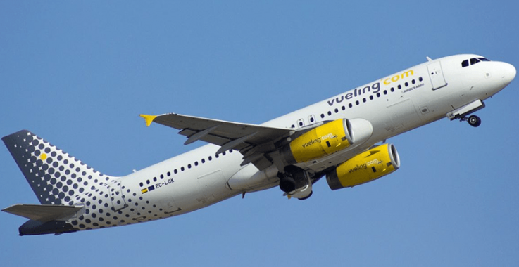 Испанская авиакомпания-лоукостер в декабре откроет прямые рейсы из Киева в Париж