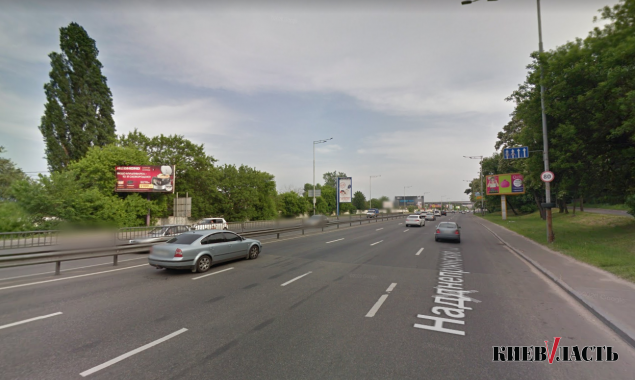 На Надднепрянском шоссе в Киеве до середины ноября ограничили движение транспорта