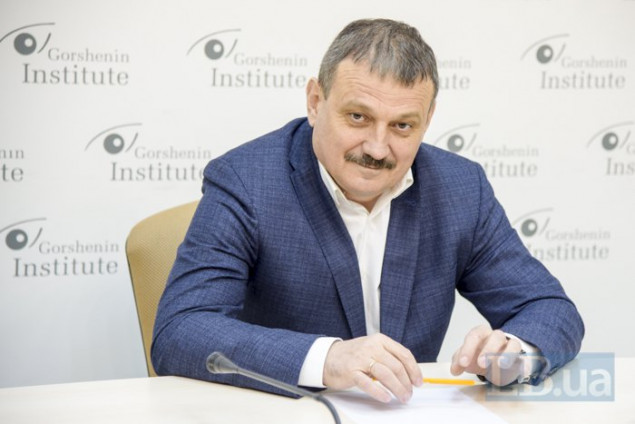 ОАС Киева открыл производство по иску судьи КСУ Касминина против НАПК