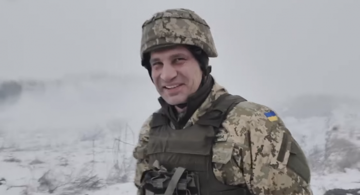 Кличко поздравил украинцев с Покровой и Днем защитников и защитниц Украины (видео)