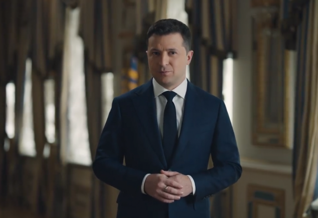Зеленский поздравил украинцев с Днем достоинства и свободы (видео)