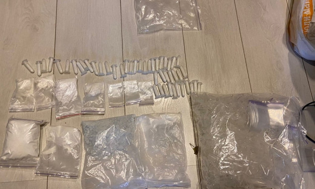 В Киеве полицейские изъяли наркотики на сумму в 1 млн гривен