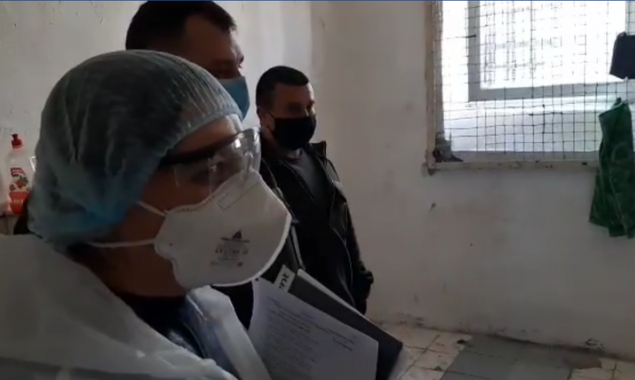 Правительство решило доплачивать тюремным медикам за борьбу с коронавирусом