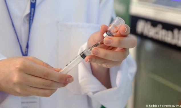 За сутки в Украине вакцинировано от коронавируса почти 170 тысяч человек