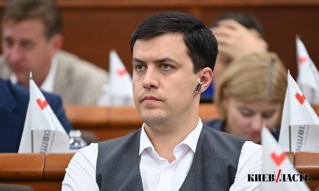 Виталий Нестор: необходимо объединить усилия по решению вопросов достройки трех ЖК в Дарницком районе