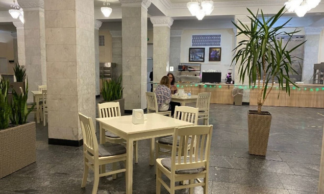 В мэрии Киева в тестовом режиме заработала обновленная столовая (фото)