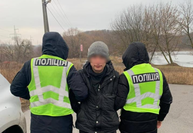 Полиция Бучанского района задержала торговца оружием и боеприпасами (видео)