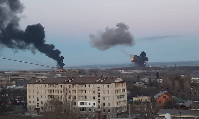 На Киевщине возгорание на складах боеприпасов и штаба НГУ
