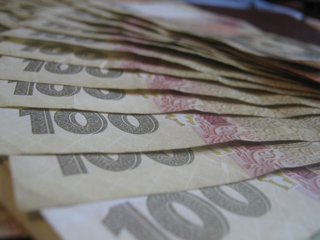За месяц задолженность по зарплате на Киевщине сократилась на 8,3%