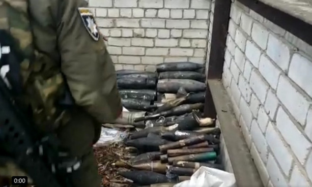 Взрывотехники Нацполиции утилизируют неразорвавшиеся “подарки” российских оккупантов (видео)