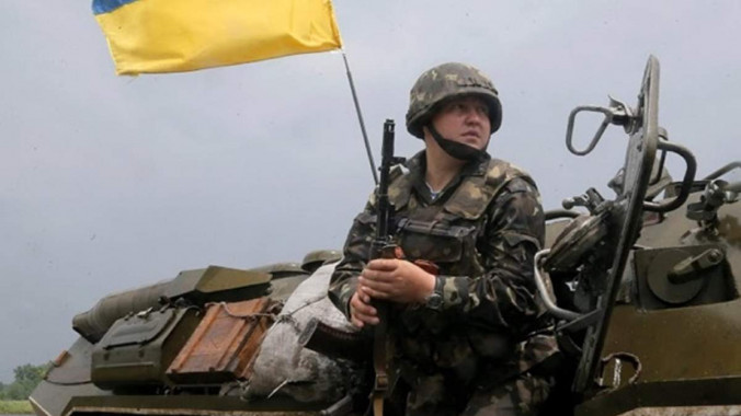 Верховная Рада проголосовала за введение военного положения на территории Украины