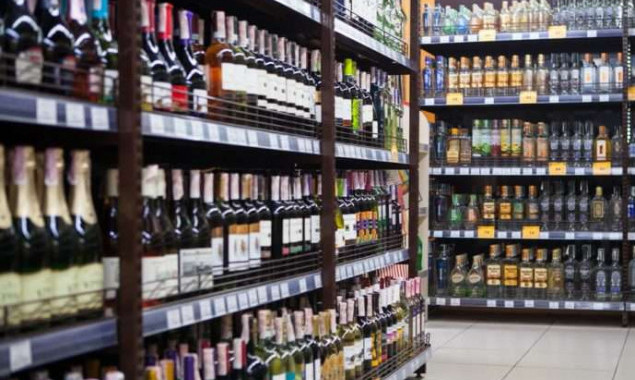 В Києві з 1 березня забороняють продаж алкогольних напоїв