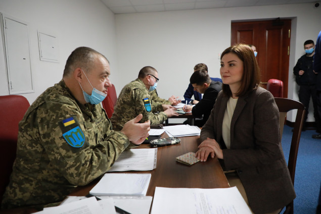 Кличко призвал депутатов Киевсовета вступать в территориальную оборону столицы