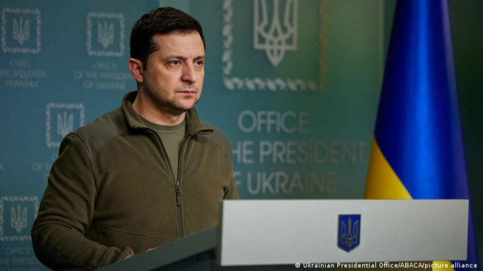 Українці, які втратили роботу через війну, отримають по 6,5 тис. гривень від держави, - Президент Зеленський