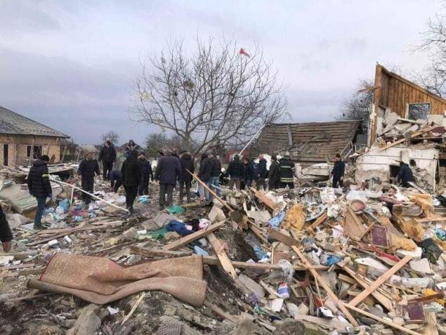 В селі на Київщині внаслідок ворожого обстрілу загинуло троє дітей (фото)