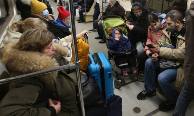 Рух поїздів метро в Києві продовжили до станції “Академмістечко”