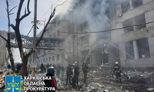 Рашисти вдарили крилатою ракетою по Харкову: 2 людей загинули, 18 поранено