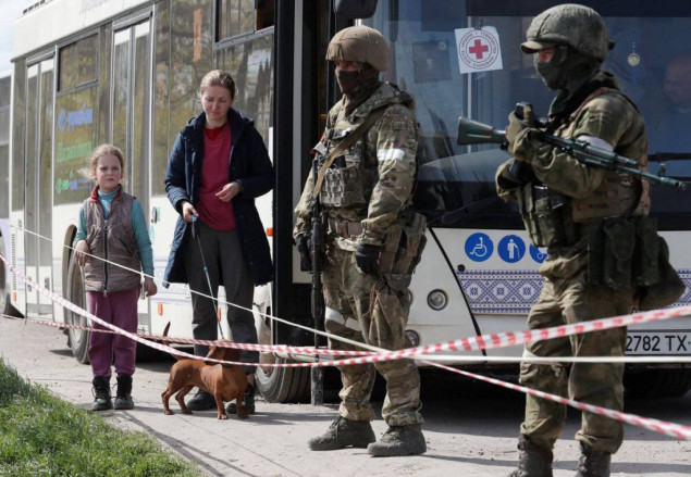 156 евакуйованих з “Азовсталі” цивільних осіб прибули до Запоріжжя, - міськрада