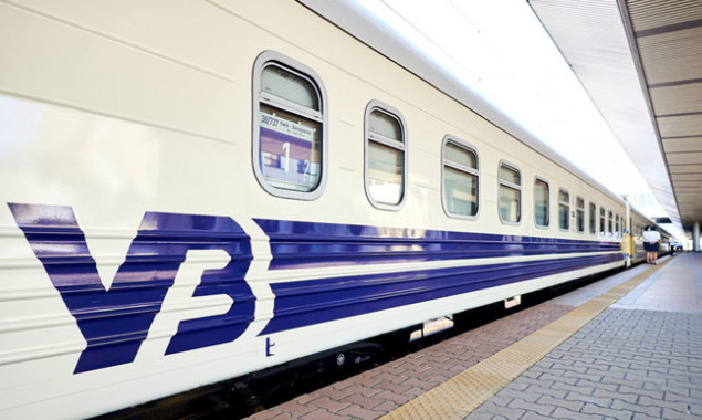 “Укрзалізниця” опублікувала перелік затримок пасажирських поїздів внаслідок ворожого обстрілу