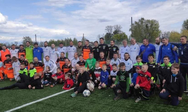 У Бородянці відбувся футбольний матч миру між командами Бородянського і Деснянського районів