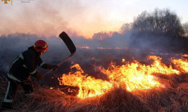 Сьогодні та завтра у Києві зберігатиметься надзвичайна пожежна небезпека