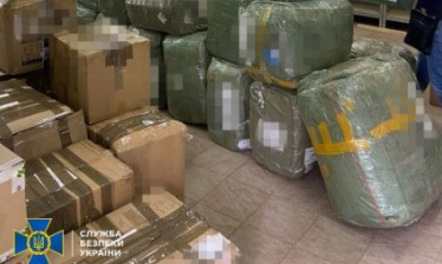 СБУ викрила дніпропетровських псевдоволонтерів, які організували продажу “гуманітарки” на 60 млн гривень