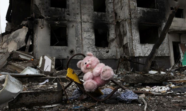 Внаслідок збройної агресії рф в Україні отримали поранення 614 дітей, загинули 339
