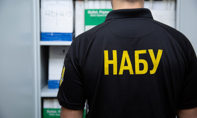 НАБУ затримало екс-директора ДП “Укрекоресурси” за махінації з переробкою вторсировини