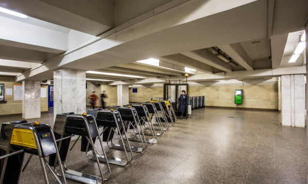 Столична станція метро “Академмістечко” перейшла на повноцінний графік роботи