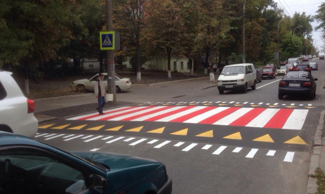 У Київраді планують збільшити кількість наземних пішохідних переходів у столиці