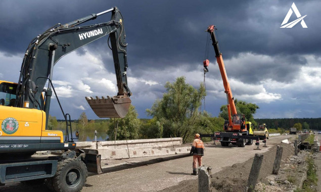 На Київщині відновлено 45 мостів, на трьох роботи продовжуються, - Кулеба