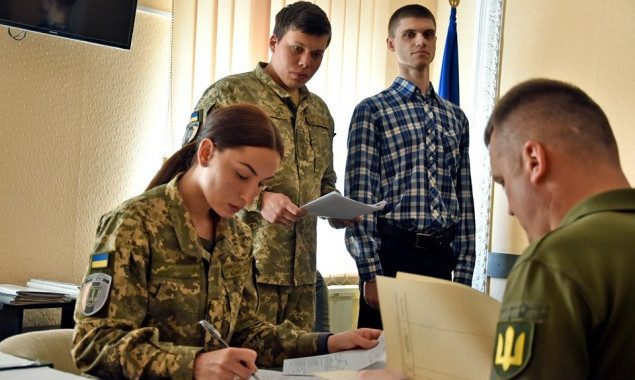 Дозвіл на пересування Україною потрібен при зміні місця проживання - рух військових адвокатів