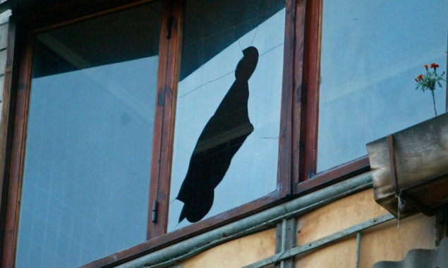 У Бородянці та Дружні проведуть заміри вікон у будинках, що постраждали від обстрілів (адреси)