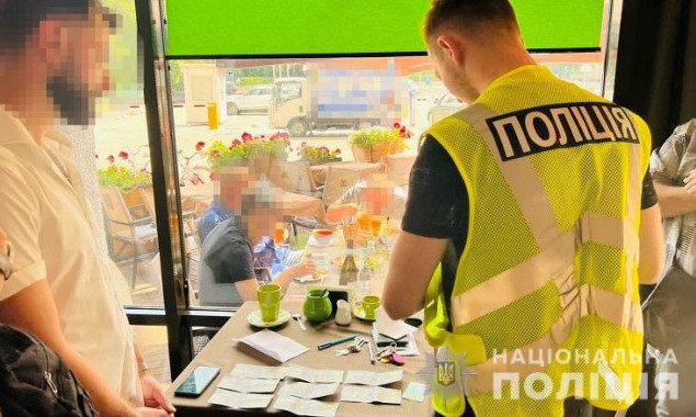 У Києві викрили схему переправлення призовників за межі України під приводом навчання