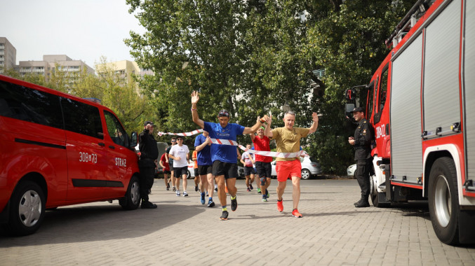 Київський рятувальник пробіг на марафоні вдячності “Україна-Польща разом!” понад 850 кілометрів