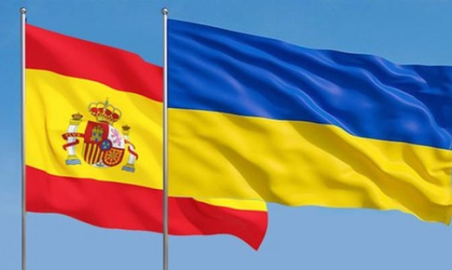 Іспанія відправила чергову партію боєприпасів для України